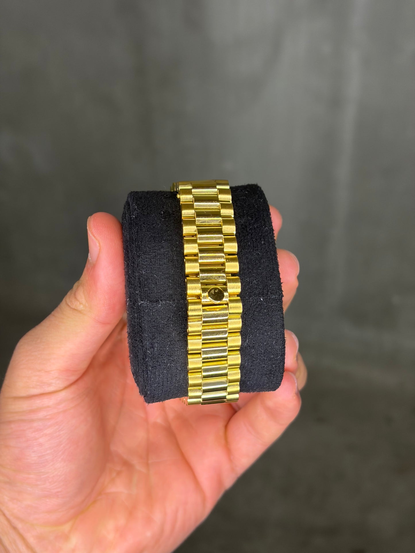 Gold & Black baguette dial DayDate - Seiko Mod