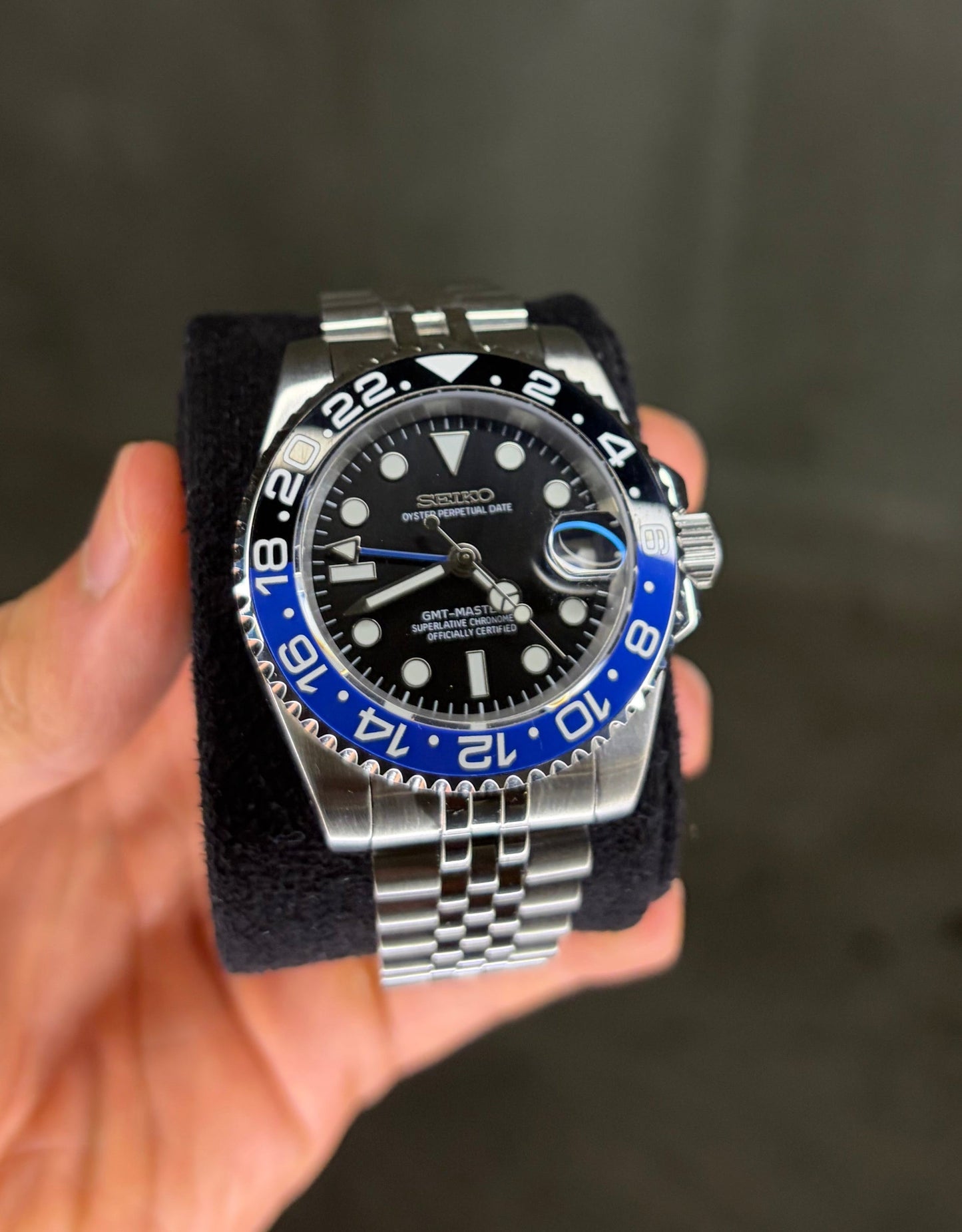 GMT MASTER II Batgirl Black & Blue bezel - Seiko Mod