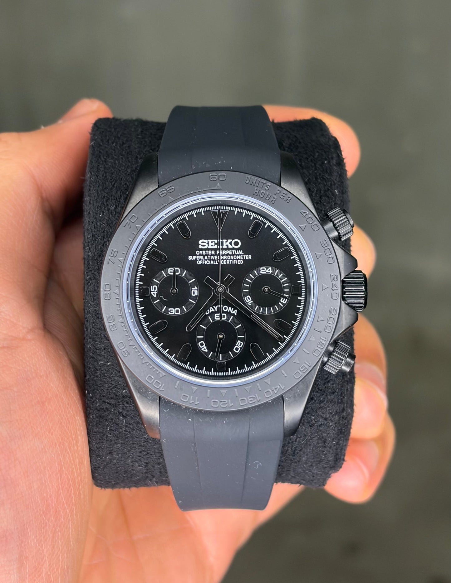 Full Black Oysterflex Daytona - Seiko Mod