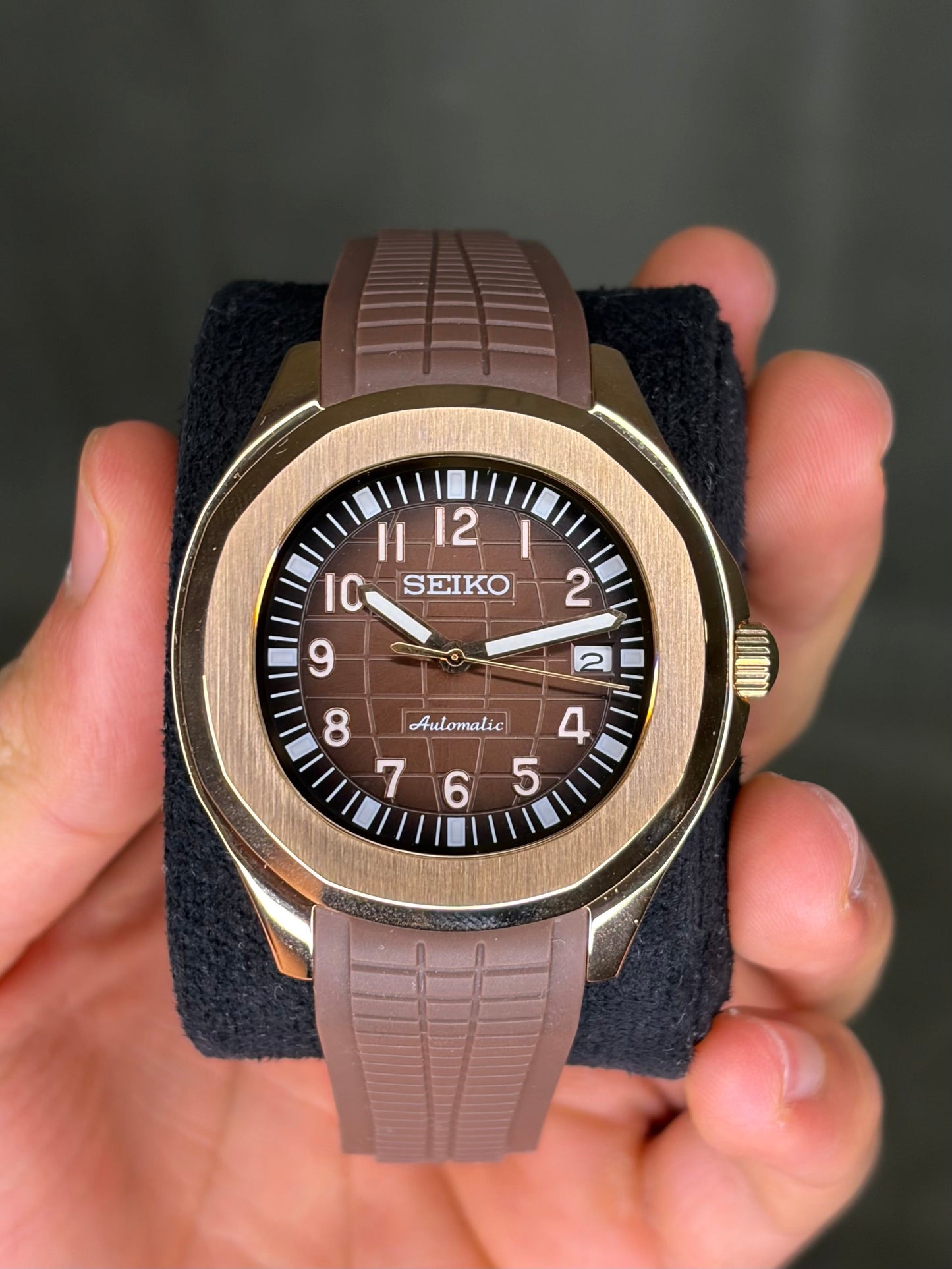 Rose Gold Chocolate brown Aquanaut - Seiko Mod