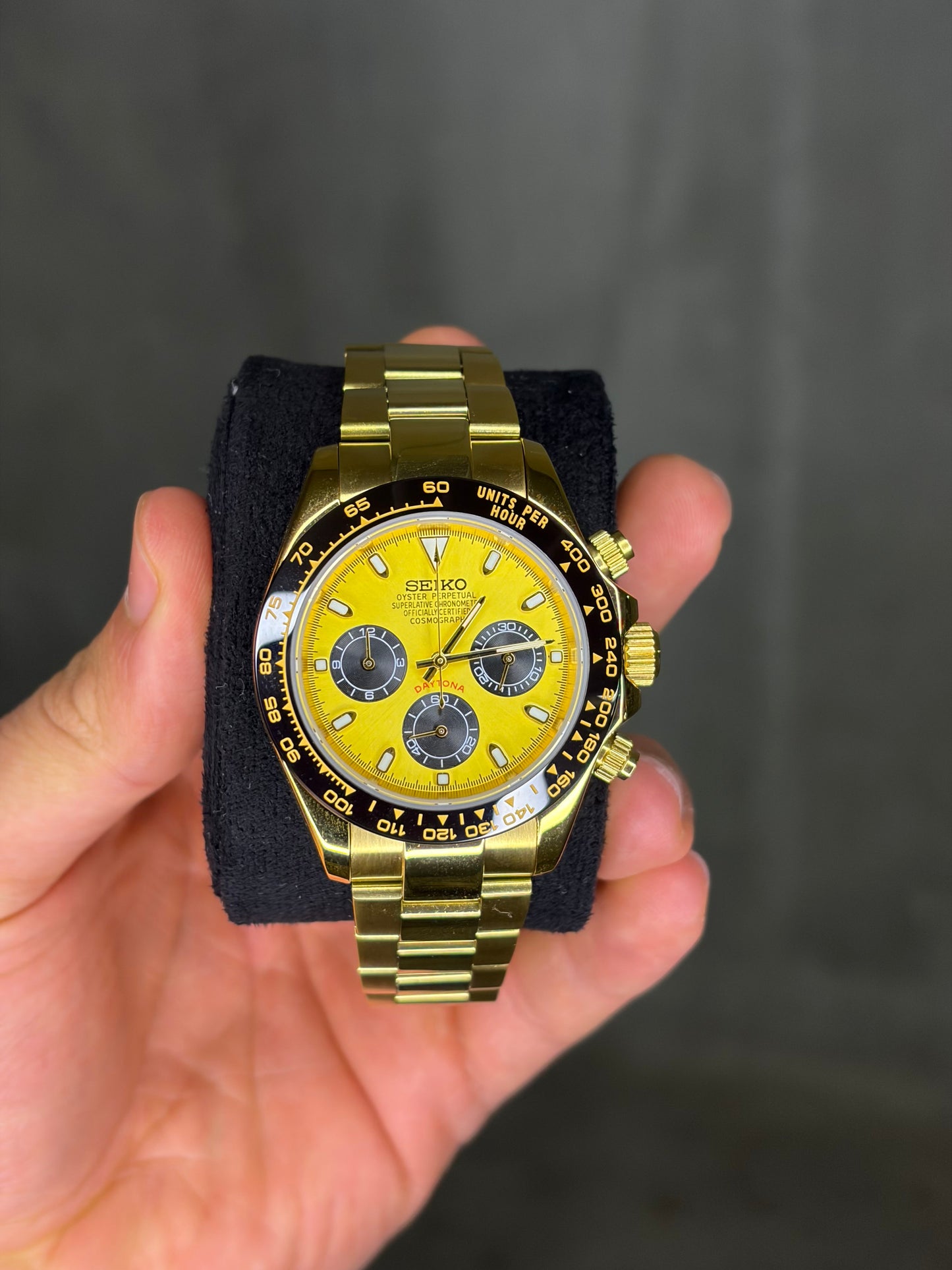 Yellow Gold & black Daytona  - Seiko Mod